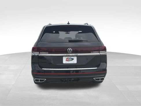 Used 2024 Volkswagen Atlas SEL Premium R-Line AWD/4WD image 4