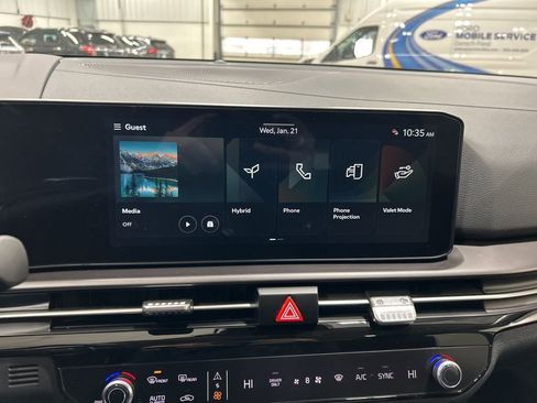 New 2026 Kia Sportage EX image 18