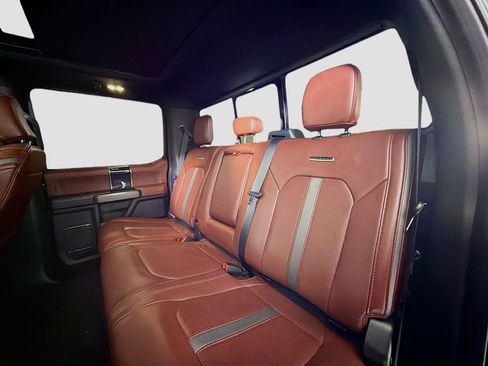 Used 2022 Ford F350 Platinum w/ FX4 Off-Road Package image 26