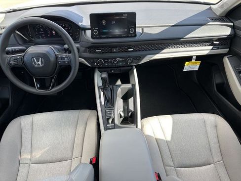 New 2025 Honda Accord SE image 32