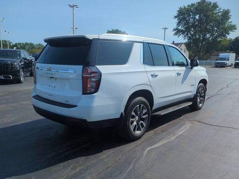 Certified 2022 Chevrolet Tahoe LT w/ Luxury Package AWD/4WD image 9