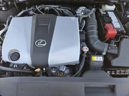 Used 2025 Lexus ES 350 Ultra Luxury w/ Accessory Package (Z2) image 32