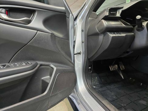 Used 2019 Honda Civic Sport image 22