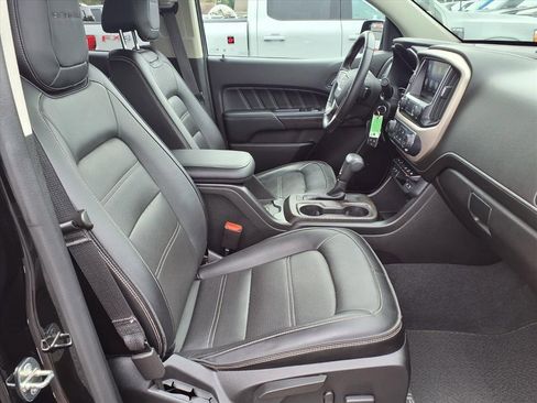 Used 2021 GMC Canyon Denali image 13