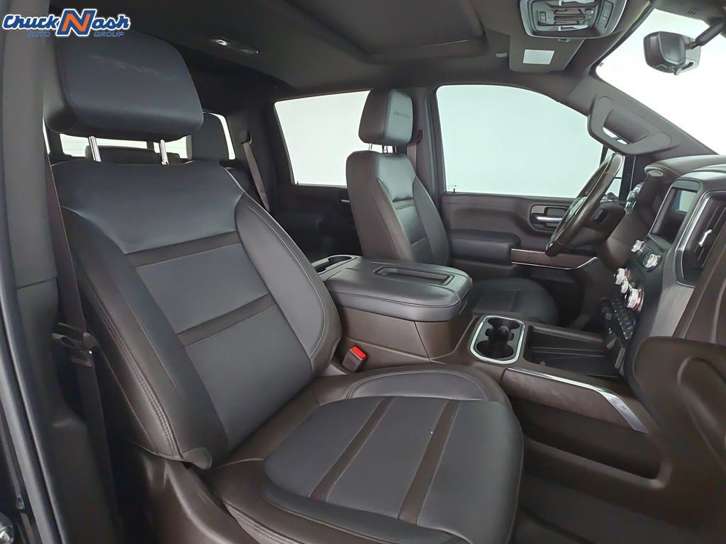 Used 2022 GMC Sierra 2500 Denali w/ Denali Black Diamond Edition AWD/4WD image 34