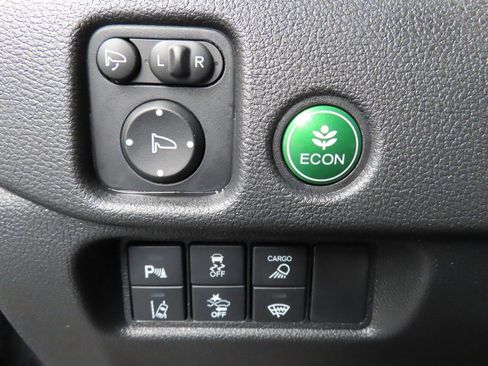 Used 2025 Honda Ridgeline TrailSport image 46