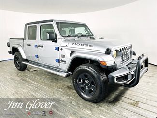 Used 2020 Jeep Gladiator Sport w/ Quick Order Package 24S video 1