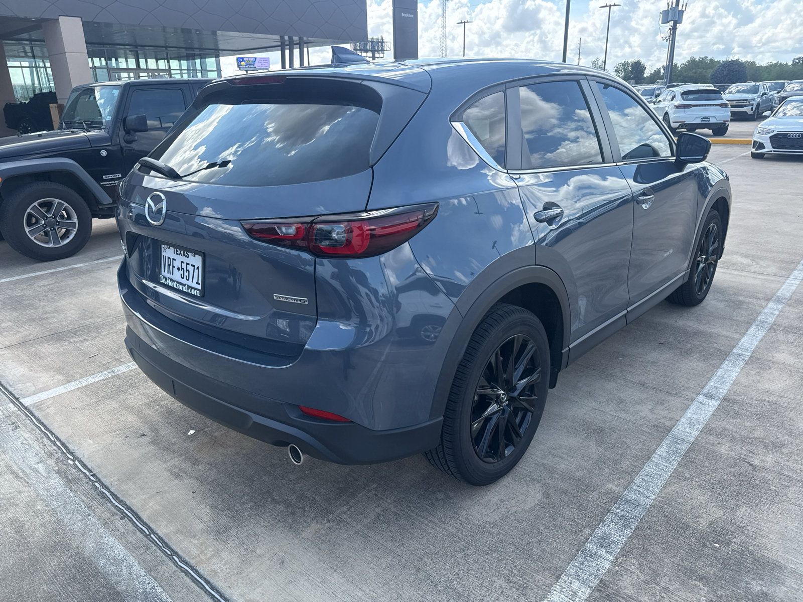 Used 2024 MAZDA CX-5 Carbon Edition AWD/4WD image 2