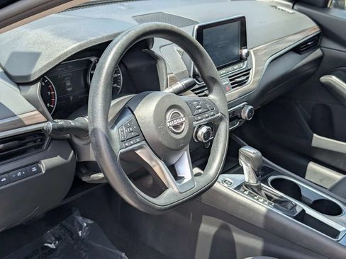 Certified 2024 Nissan Altima 2.5 SV FWD image 13