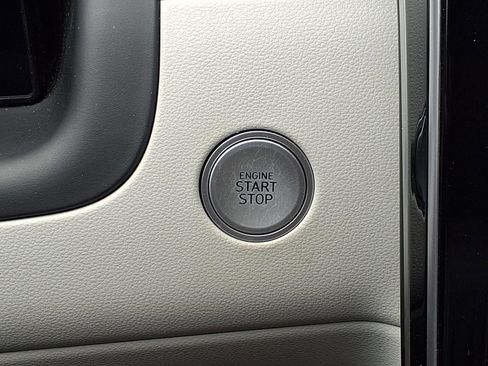 Used 2024 Hyundai Tucson Limited image 11