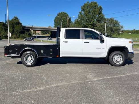 New 2024 Chevrolet Silverado 3500 W/T w/ WT Convenience Package image 2