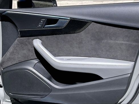 Used 2019 Audi S4 Premium Plus w/ Premium Plus Package image 23