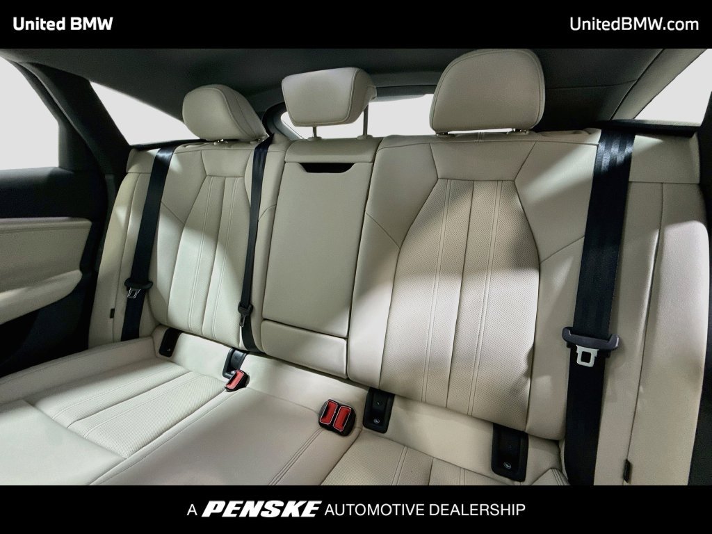 Used 2025 Audi A6 e-tron Premium Plus RWD image 19