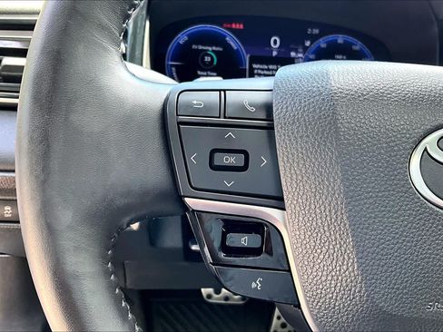 Certified 2025 Toyota Camry XSE AWD/4WD image 23