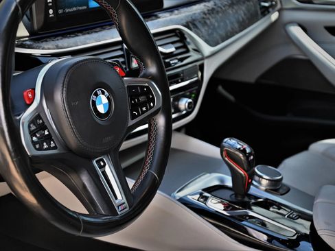 Used 2023 BMW M5 w/ Competition Package image 24