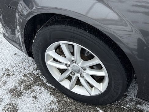 Used 2016 Dodge Grand Caravan SXT image 18