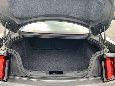 Used 2018 Ford Mustang Premium image 20