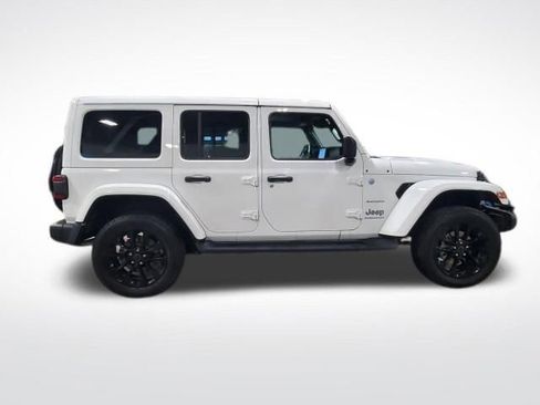 Used 2024 Jeep Wrangler Unlimited Sahara image 8