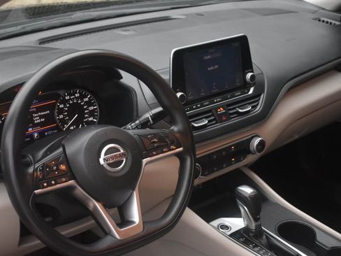 Used 2020 Nissan Altima 2.5 S image 9