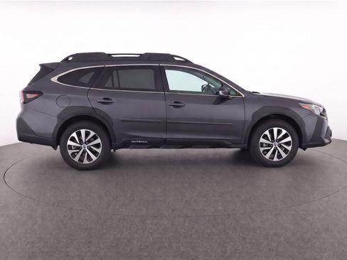 Used 2025 Subaru Outback Premium AWD/4WD image 8