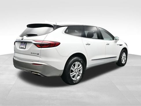 Used 2018 Buick Enclave Essence AWD/4WD image 5