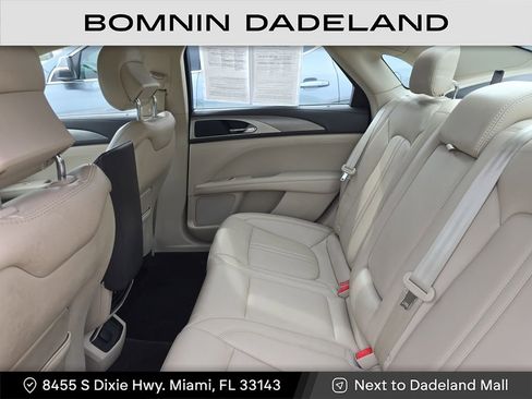 Used 2017 Lincoln MKZ Premiere image 13