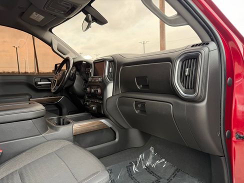 Used 2019 Chevrolet Silverado 1500 RST w/ All-Star Edition image 17