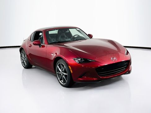 Used 2021 MAZDA MX-5 Miata RF Grand Touring RWD image 3