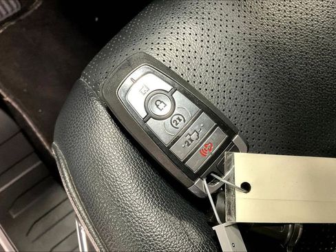 Used 2024 Ford F150 Lariat image 13