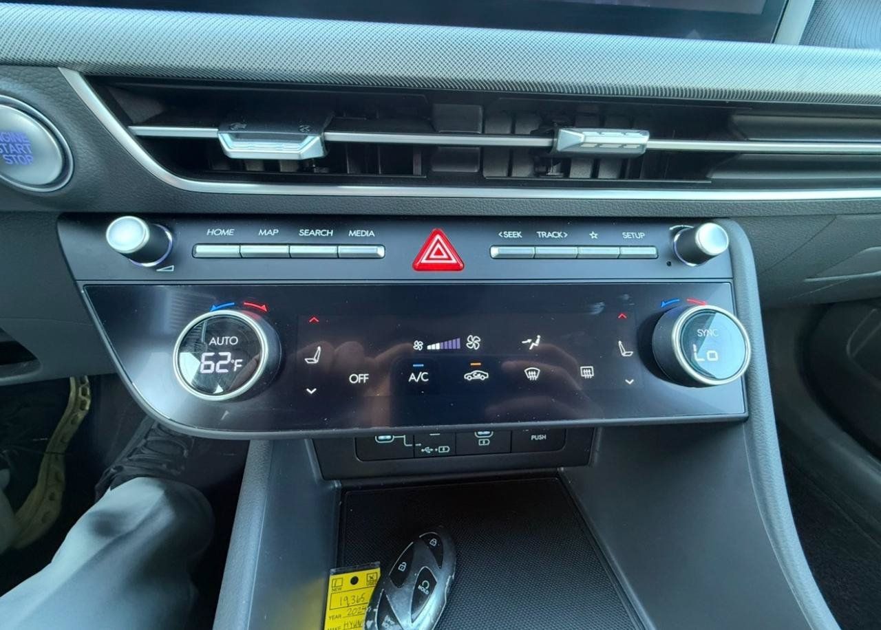 Used 2024 Hyundai Sonata SEL FWD image 20