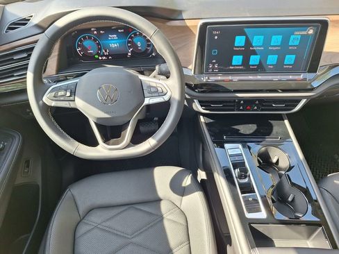 New 2026 Volkswagen Atlas SE image 22