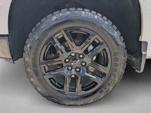 Used 2026 Chevrolet Silverado 1500 LT Trail Boss AWD/4WD image 24