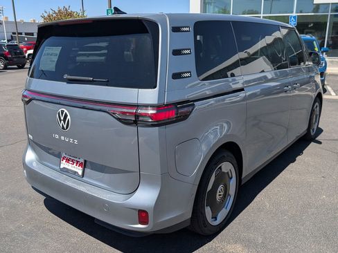 New 2025 Volkswagen ID. Buzz Pro S image 5