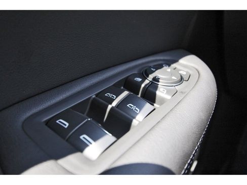 New 2026 Cadillac XT5 Premium Luxury w/ Driver Assist Package FWD image 15