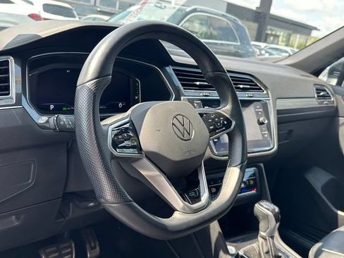 Used 2023 Volkswagen Tiguan SEL R-Line AWD/4WD image 7