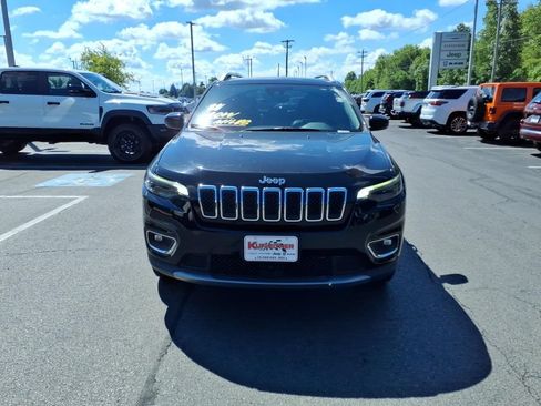 Used 2021 Jeep Cherokee Limited AWD/4WD image 3