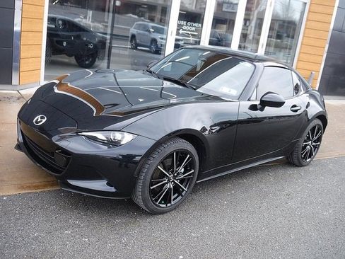 Used 2025 MAZDA MX-5 Miata RF Grand Touring w/ Weather Package image 2