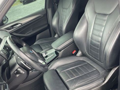 Used 2018 BMW X3 xDrive30i w/ M Sport Package AWD/4WD image 2