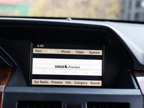 Used 2012 Mercedes-Benz GLK 350 2WD image 37