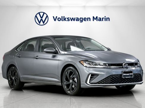 New 2026 Volkswagen Jetta SE image 7