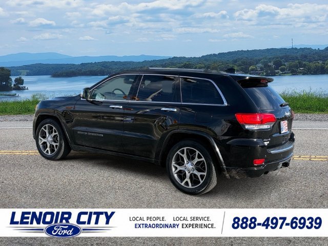 Used 2019 Jeep Grand Cherokee Overland AWD/4WD image 5
