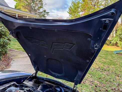 Used 2013 Chevrolet Corvette Convertible image 64