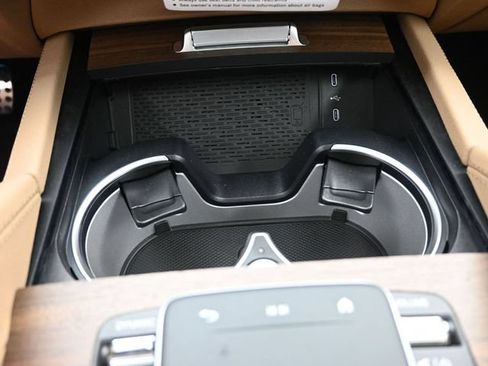 Used 2026 Mercedes-Benz GLS 450 4MATIC image 14