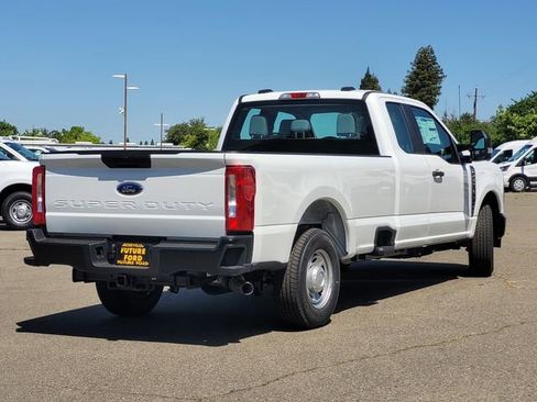 New 2026 Ford F250 XL RWD image 4