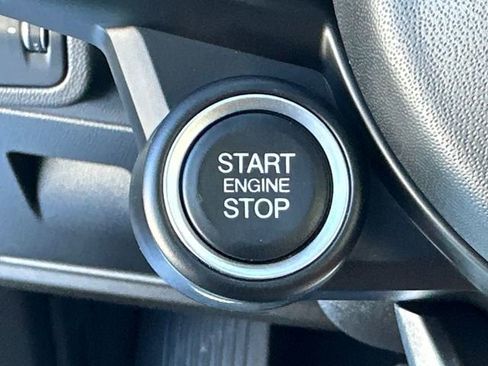 Used 2024 Alfa Romeo Stelvio Veloce image 39