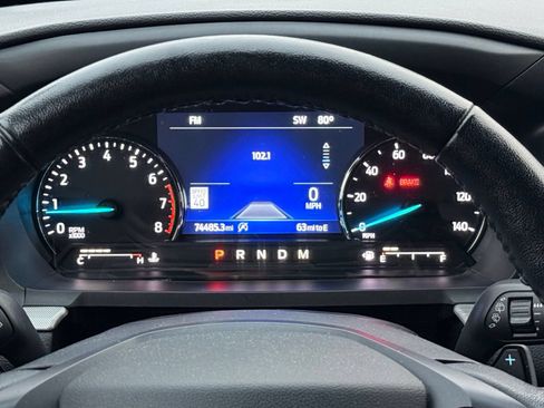 Used 2020 Ford Explorer XLT w/ Equipment Group 202A AWD/4WD image 34