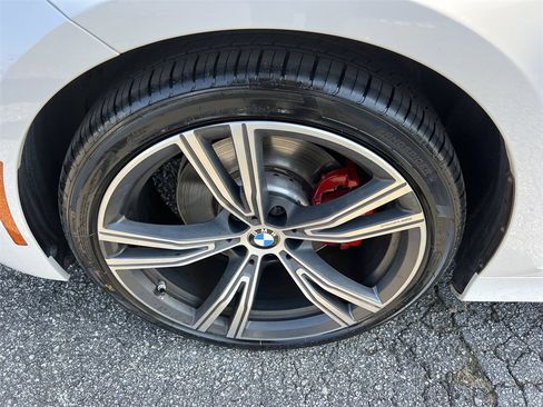 Used 2020 BMW 330i Sedan w/ Convenience Package image 8