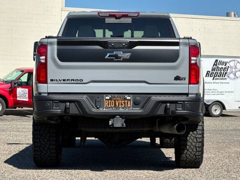 Certified 2024 Chevrolet Silverado 2500 ZR2 w/ ZR2 Bison Edition AWD/4WD image 5