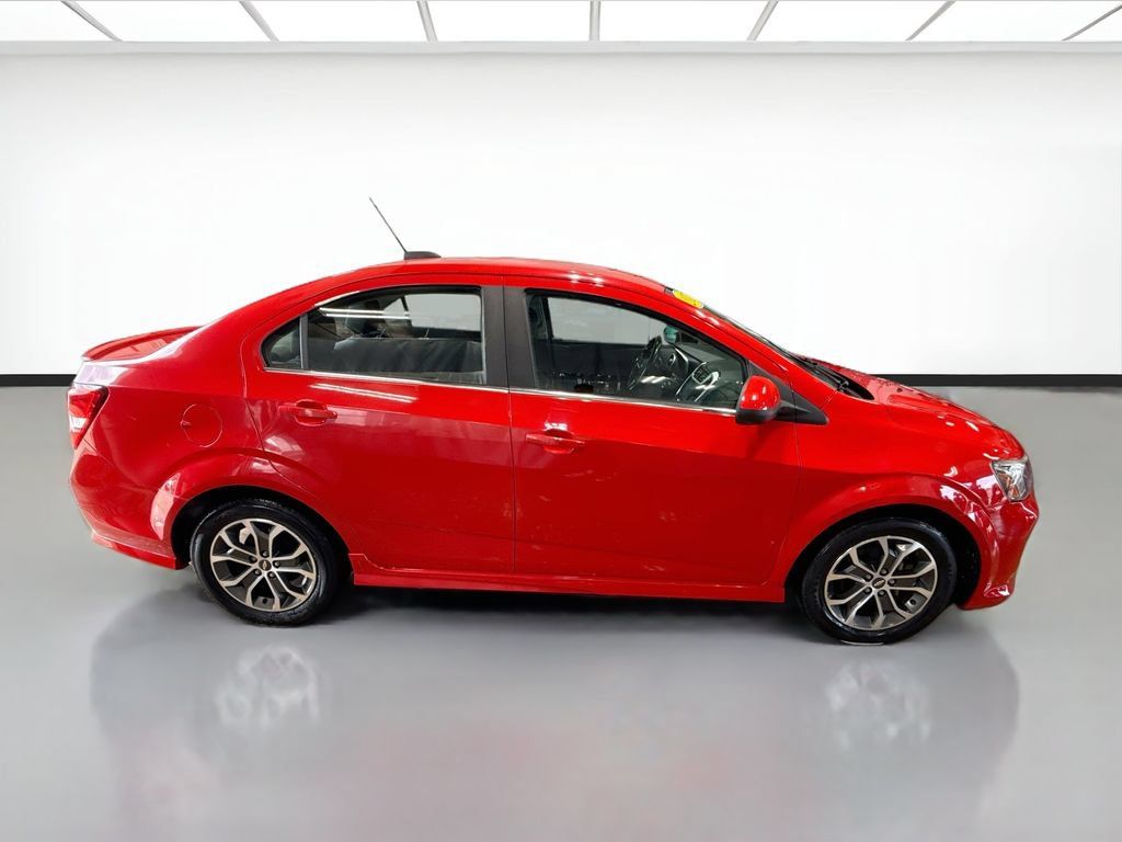 Used 2017 Chevrolet Sonic LT w/ RS Package FWD image 4