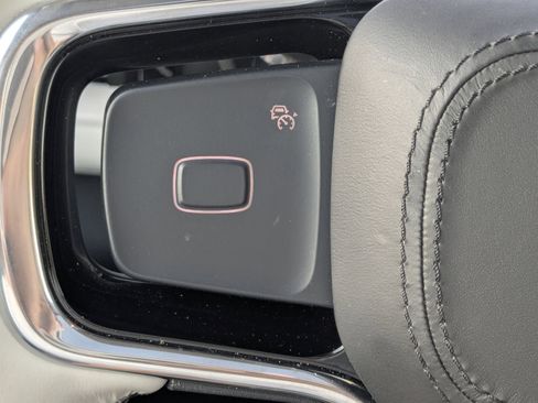 Certified 2025 Lincoln Navigator Reserve image 31